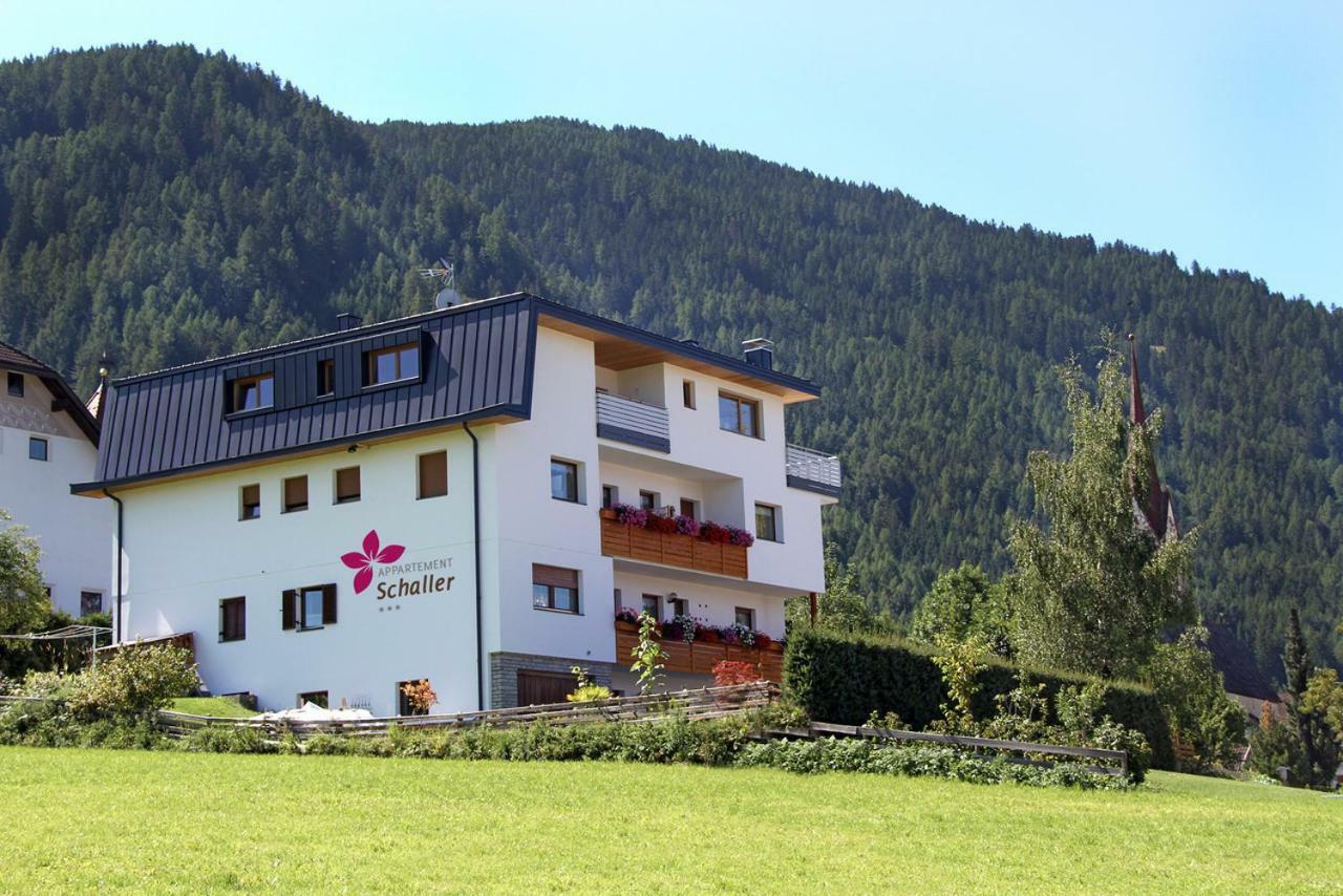 Appartement Schaller San Lorenzo di Sebato Luaran gambar